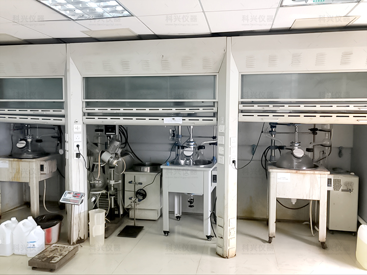 上?？婆d儀器與某公司合作