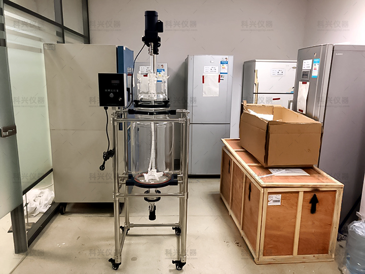 上?？婆d儀器與上海某集團(tuán)合作